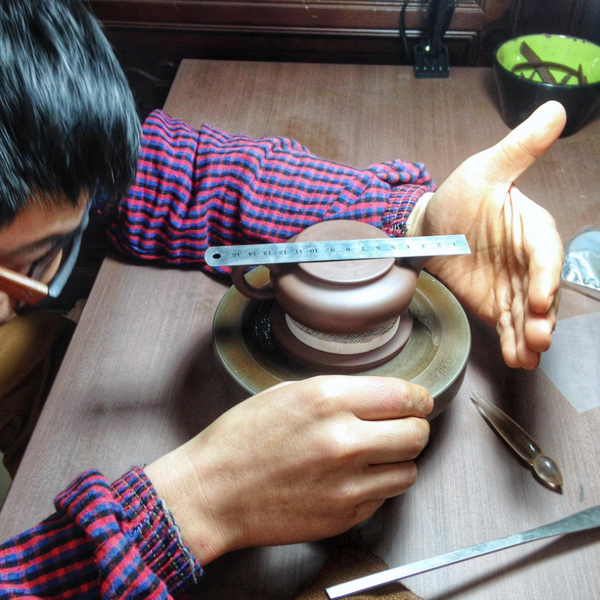 What is a Zisha Teapot? An Introduction to This Traditional Chinese Artifact
