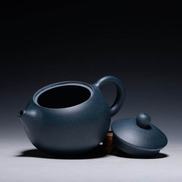 Xi Shi Handmade Yixing Teapot Green Ni 180ml